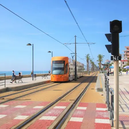 Apartamento Con Magnifica Terraza En El Campello C105 *